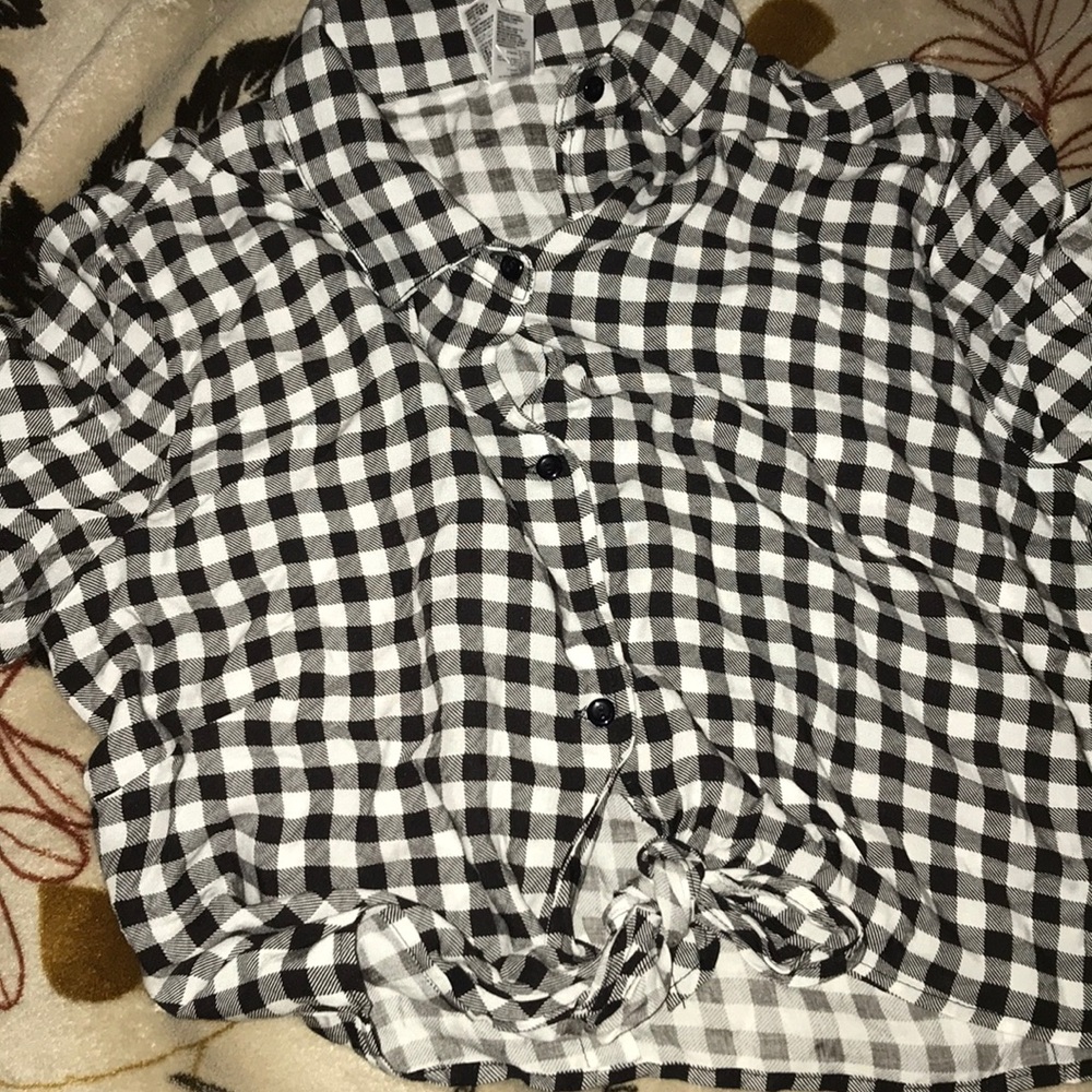 American Apparel crop top shirt